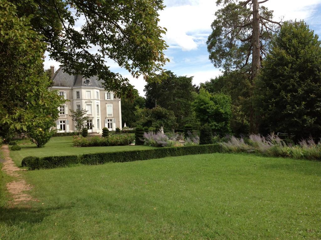 Chateau De Prety - Maison D'Hotes Bed & Breakfast Exterior photo