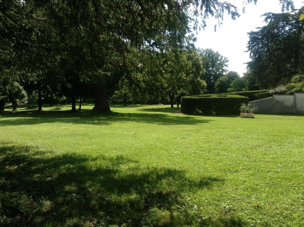 Chateau De Prety - Maison D'Hotes Exterior photo